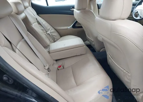 2008 Lexus Is 250 z USA, uszkodzony, nr VIN JTHCK262485023760